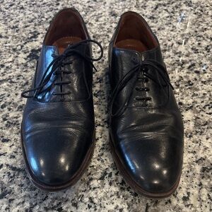 Johnston & Murphy Black Leather Oxfords